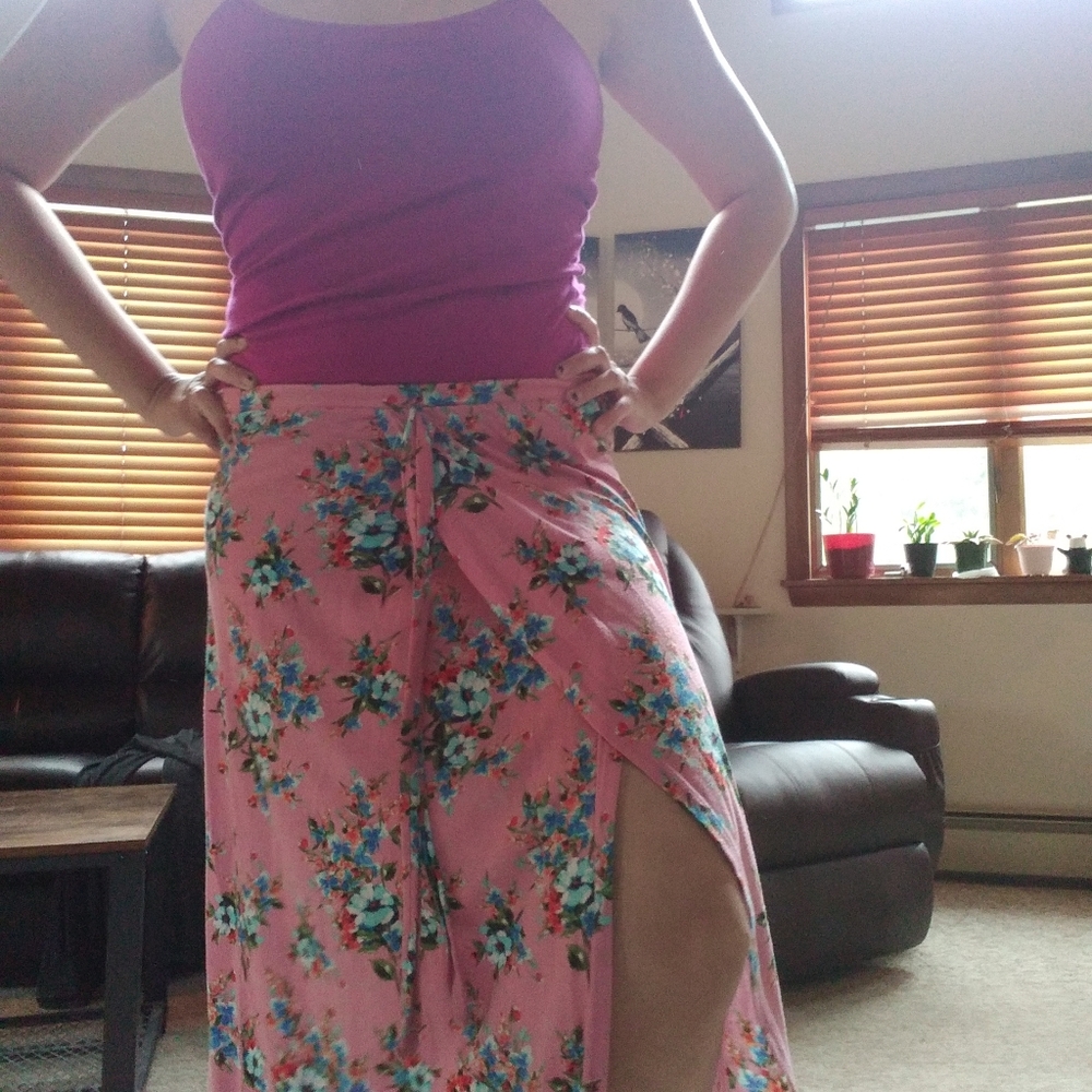 💘Pink Floral Maxi Length Skirt💘